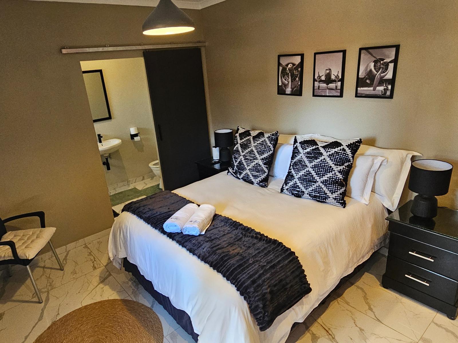 Sunset 13 - Queen Deluxe